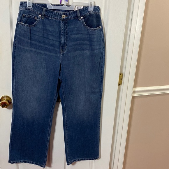 Style & Co. Denim - Style & Co slouchy crop high rise slimming pocket wide crop jeans; size: 14